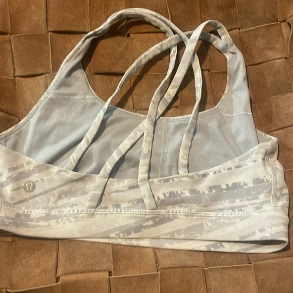 Lululemon Energy Bra Long Line *Med Support, B-D Cup - 8 Incognito Camo White - Picture 4 of 5